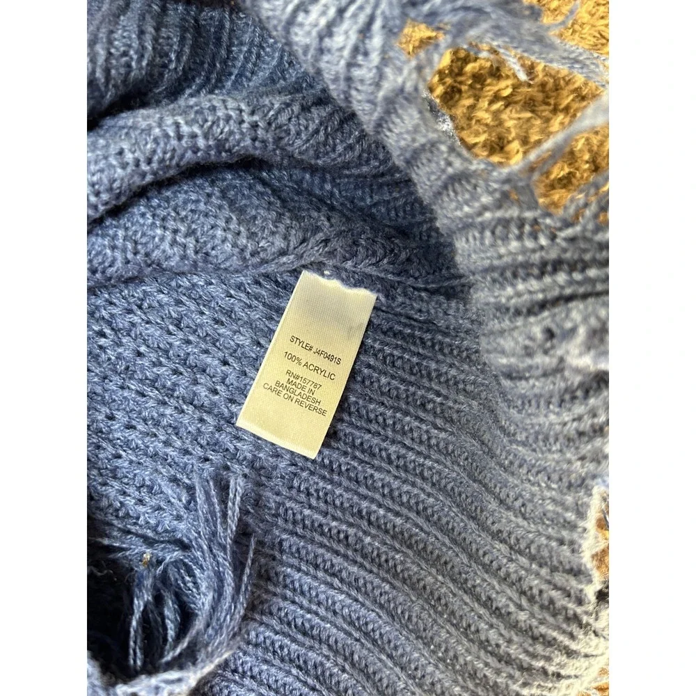 Full Circle Trends Blue Distressed Cropped Cable Knit Sweater V-Neck Small